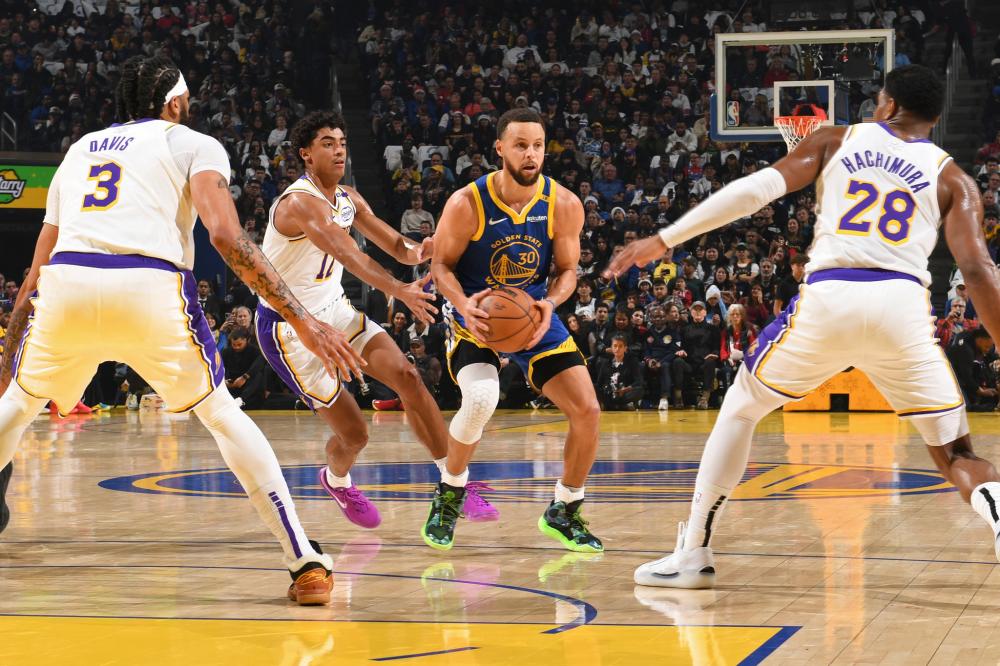 调防守的稳 调防守的稳